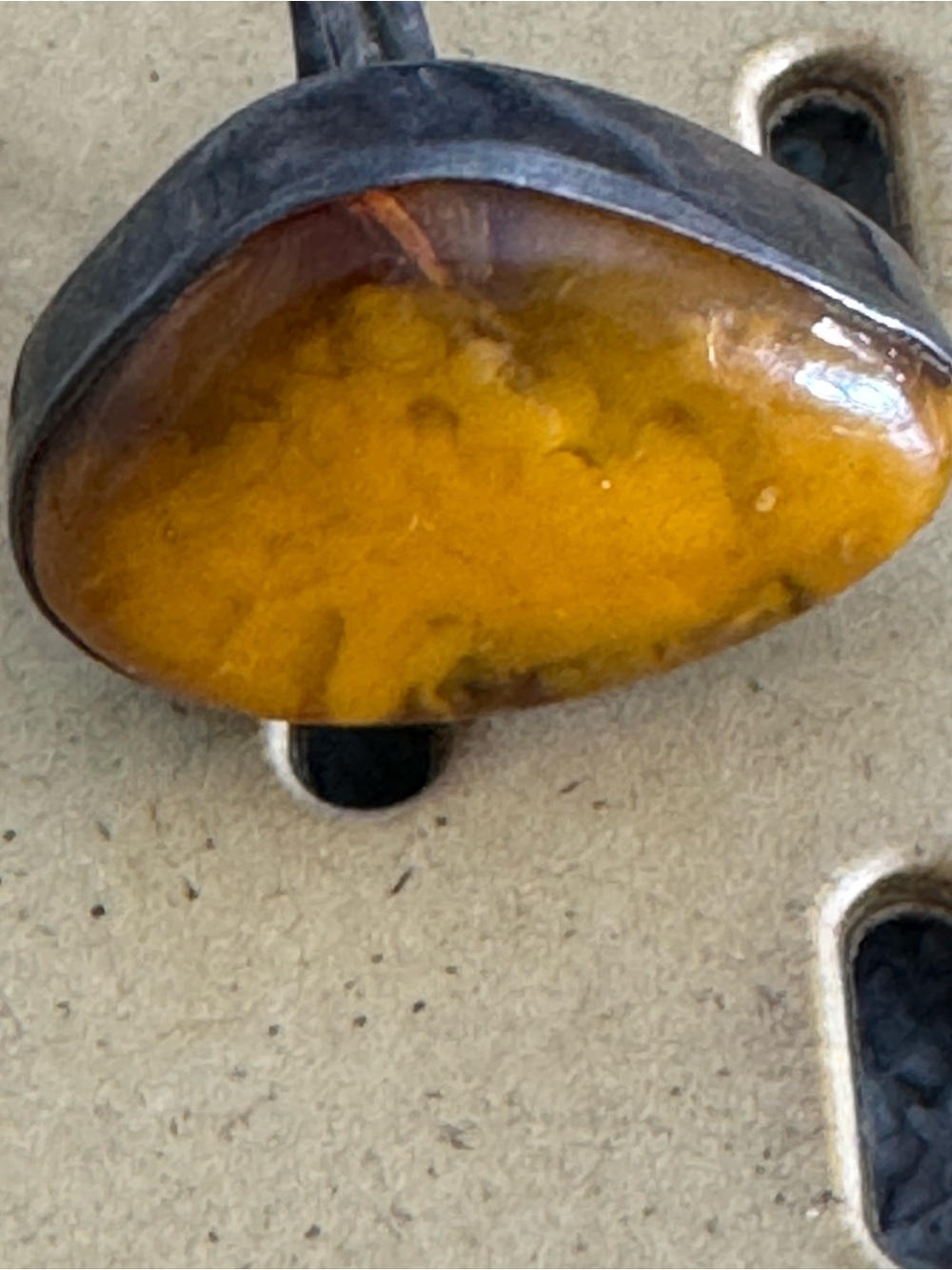 Large vintage sterling silver genuine butterscotch Baltic amber ring size 7 - Picture 2 of 10